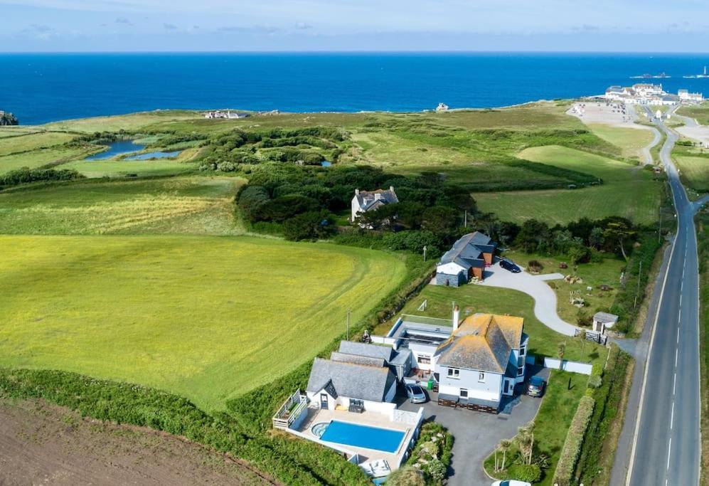 The Old Dairy, Land'S End, Sennen Apartment Exterior photo